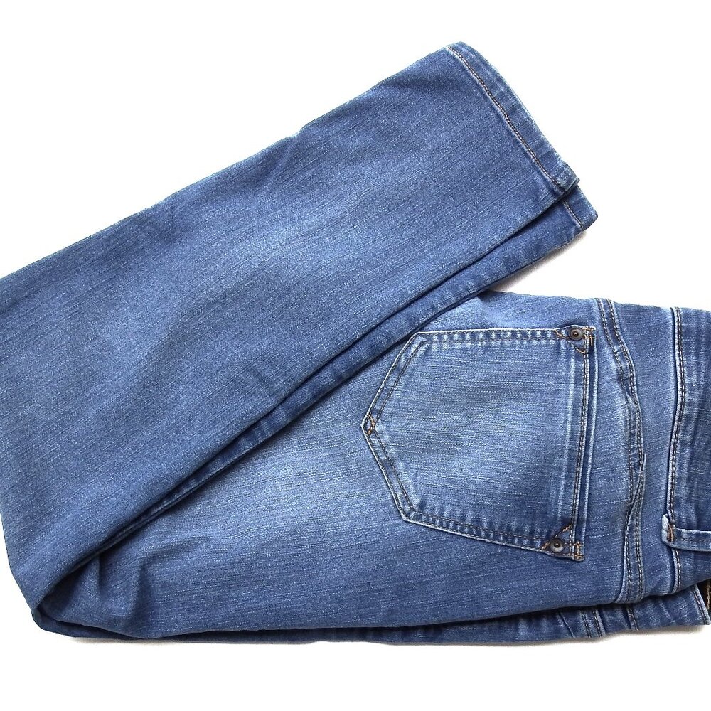 Wit & Wisdom Ankle Jeans, Size 8, 26" Inseam, Front Zip, Back Pockets